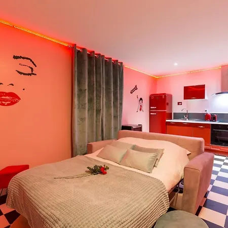 Suite Familiale 4P Avec Jacuzzi Prive شقة Montry